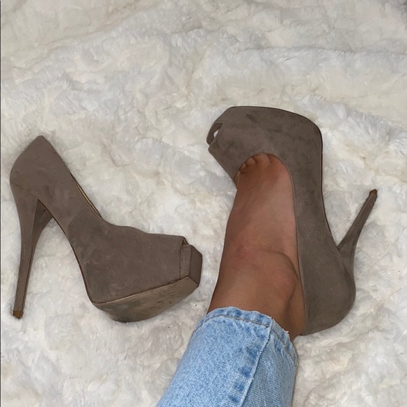ZARA beige square peep toe heels - Picture 1 of 3
